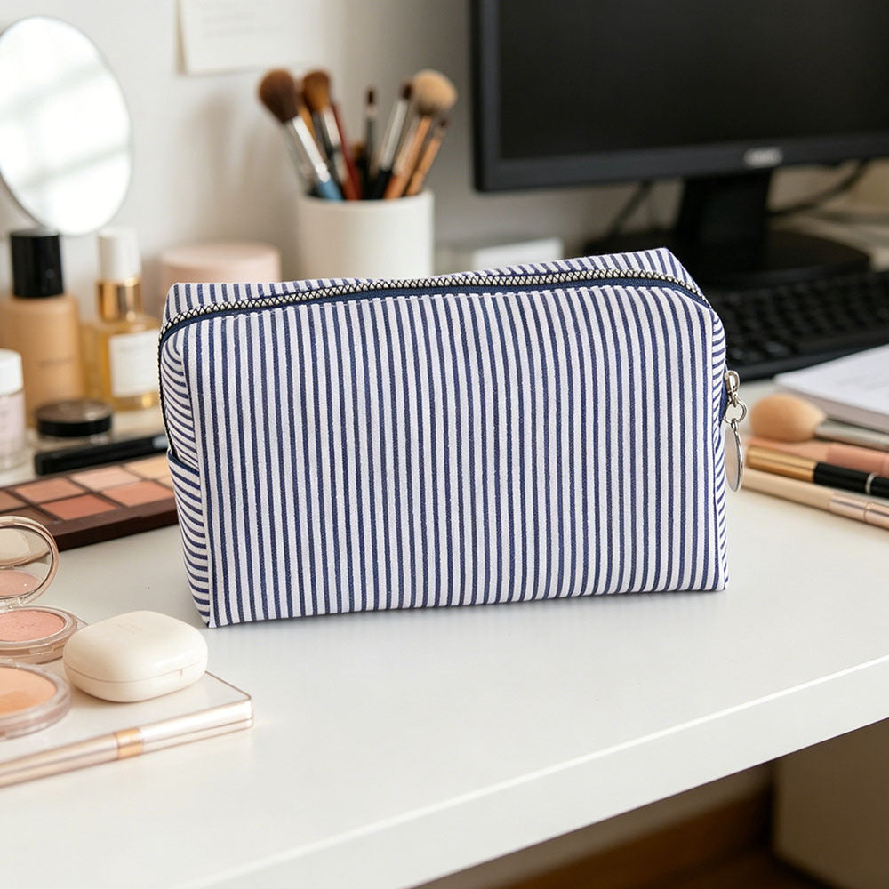 Striped Travel Storage Bag