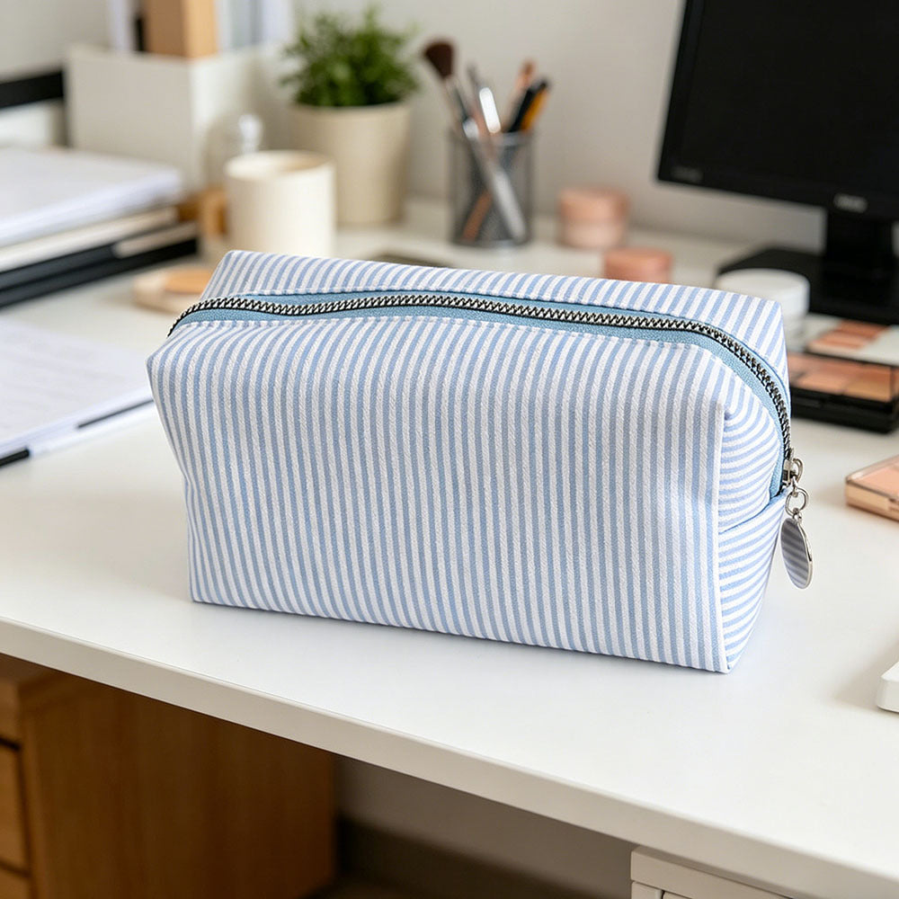 Striped Travel Storage Bag